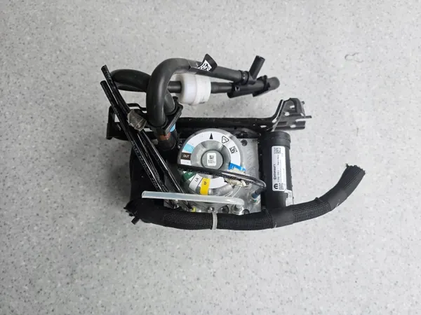 Bomba compresor suspensión Jeep Grand Cherokee WL 68372518AJ image 2