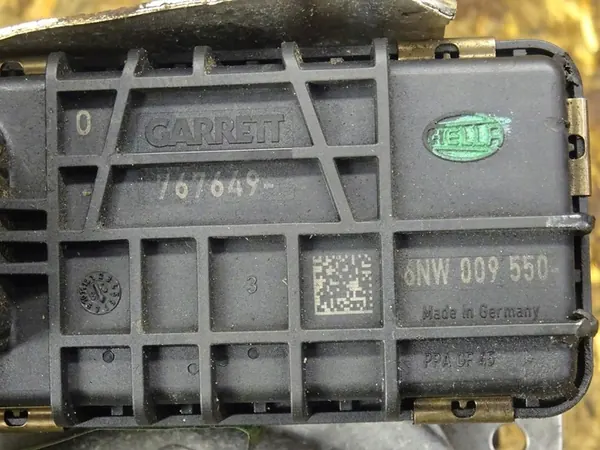 AUDI A4 B8 A5 A6 2.7 TDI Turboaggregat Ställdon 059145721G image 7