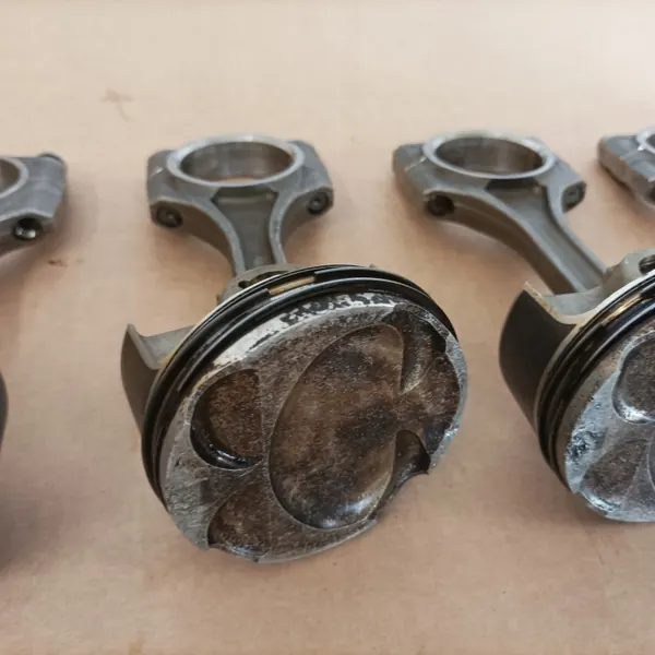 Piston et Bielle d'Occasion pour Alfa Romeo Giulia Quadrifoglio image 8