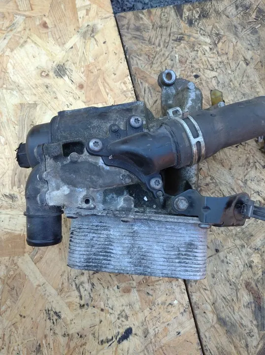 Base de filtro de aceite Renault 2.0 DCI Trafic II OEM 8200797762 image 2