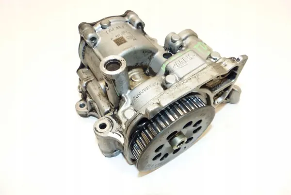 Pompe à huile OEM 04L145208H + roue pour VW Golf VII image 2
