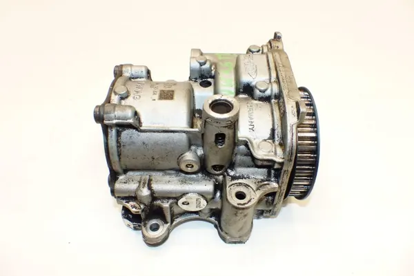 Pompe à huile OEM 04L145208H + roue pour VW Golf VII image 5