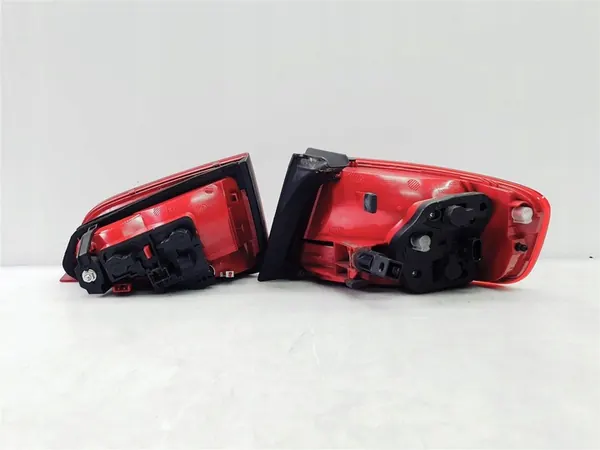 AUDI A4 B8 Sedán Luz Trasera Izquierda Original UE image 3