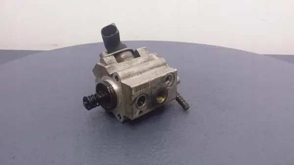 OEM 0261520008 Högtrycksbränslepump Audi A4 B6 image 4