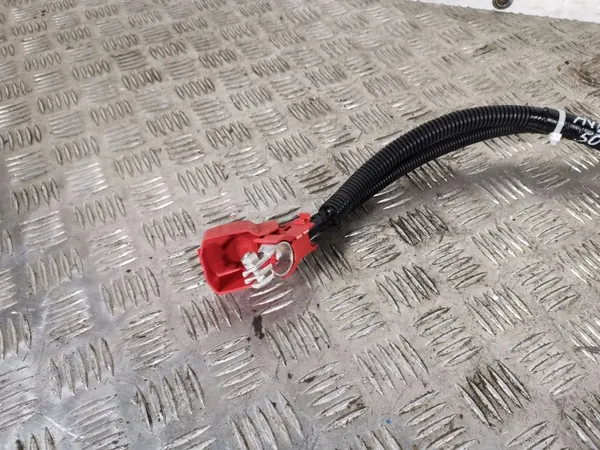 Grampo positivo Honda CR-V OEM FBZ12438 - Usado image 3
