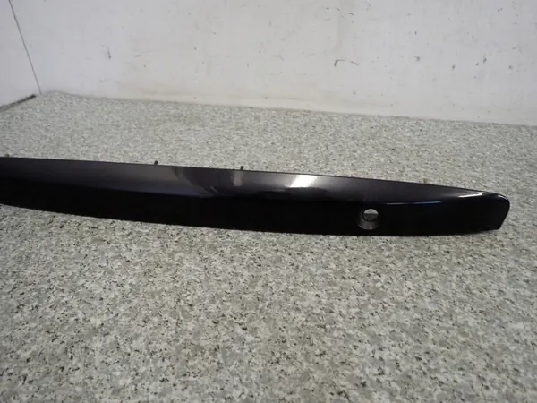 Moldagem de porta-malas Suzuki OE com botões OEM SX4 Sedici 06-13 image 3