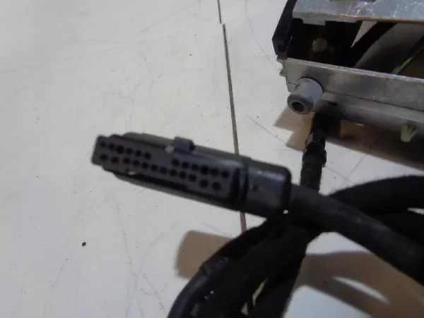 Audi Navigointilift 4E0857273F image 3