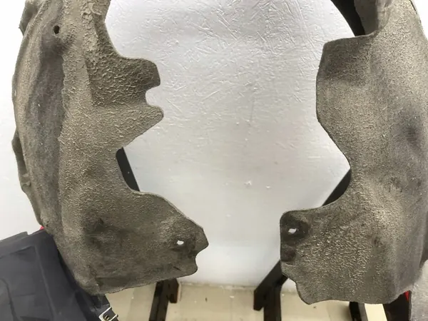 AUDI A7 C7 Front Right Wheel Arch 4G8853888J image 3