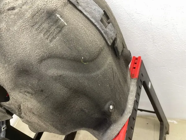 AUDI A7 C7 Front Right Wheel Arch 4G8853888J image 4