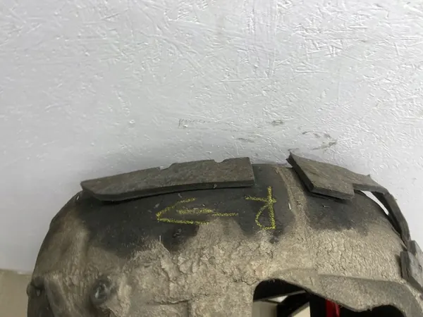 AUDI A7 C7 Front Right Wheel Arch 4G8853888J image 6