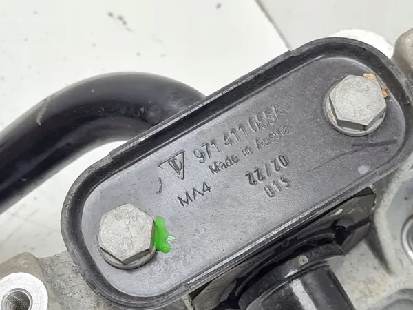 Barre stabilisatrice arrière Porsche Taycan OEM 9J1411025C image 10
