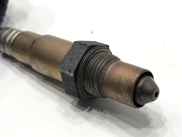 Sensor Lambda Traseiro VW Golf VII 2.0 184CV OEM 03L906262R image 2