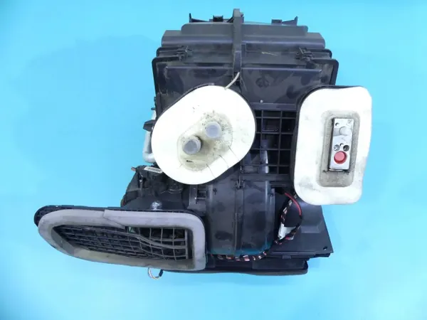 Verwarmingskern OEM 272707424R Renault Talisman image 2