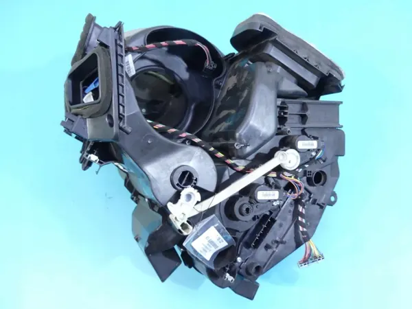 Verwarmingskern OEM 272707424R Renault Talisman image 8