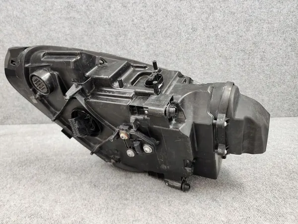 Farol Dianteiro Direito - Porsche Cayenne II 14-17 OEM image 9