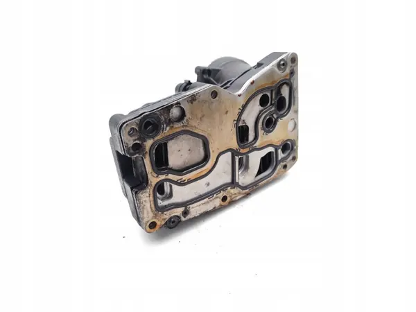 BMW Oliefilterbasis OEM 8507626 voor N47C Motor image 4
