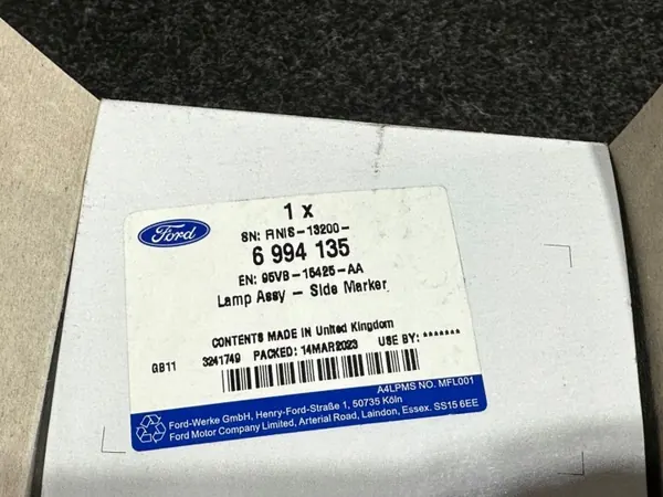 Feu latéral Ford Transit OEM 95VB15425AA - Occasion image 4