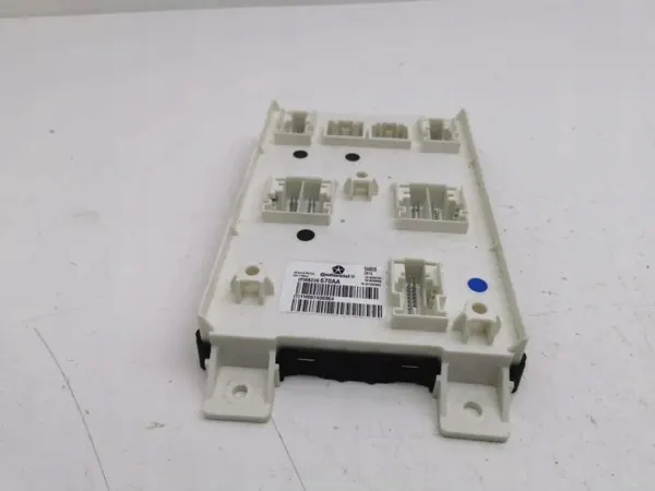 Maserati Komfortmodul OEM 68226670AA för Ghibli image 3