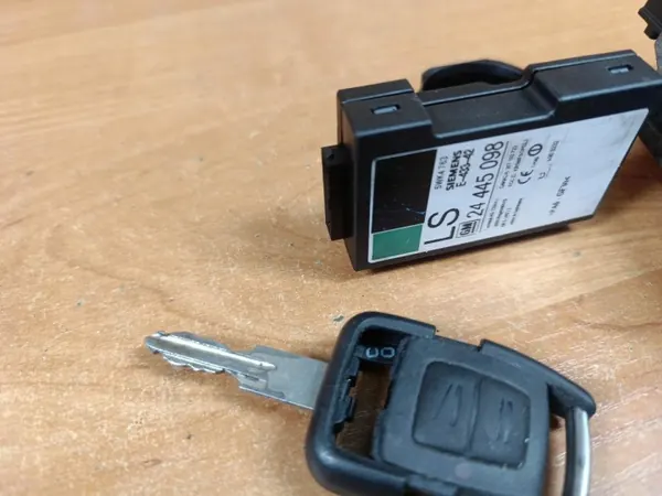 OEM 0281011055 Einspritzpumpensteuergerät Opel Astra image 3