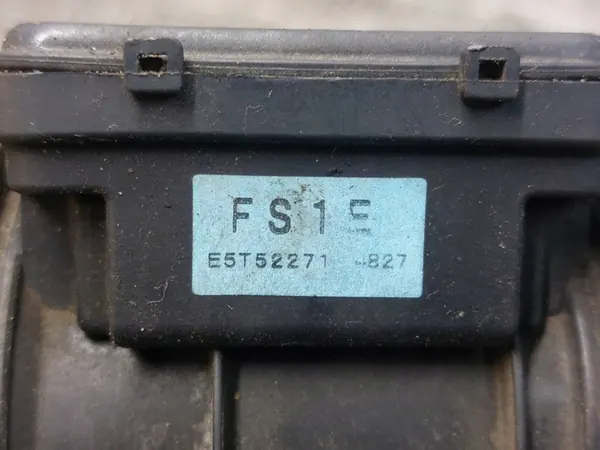 Luchtfilterhuis + luchtmassameter Mazda Premacy I 2.0 image 6