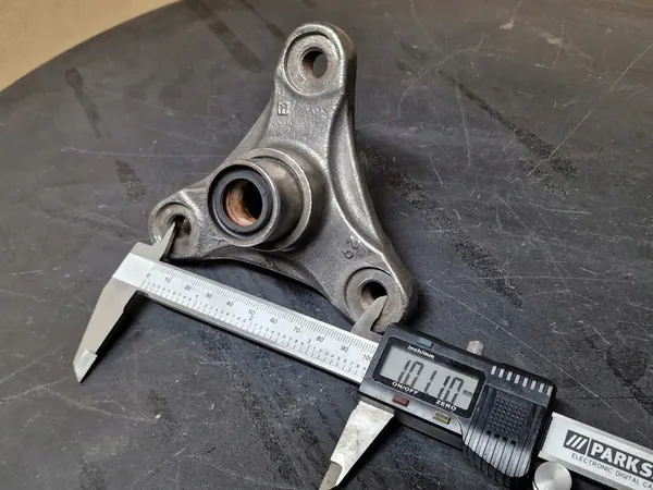 Flasque de différentiel BMW F10 F11 F01 F02 F07 OEM 7584448 image 2