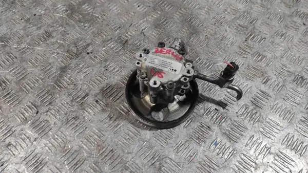 Pompe de direction assistée 1,6 B Peugeot Partner II 2008- 9685555680 image 3