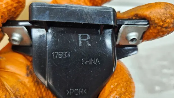 Rechter koplampensproeier OEM 76880-t0a-s01 image 4