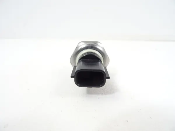 Nissan OEM Oliedruksensor 9790 2022R 9530KM image 5