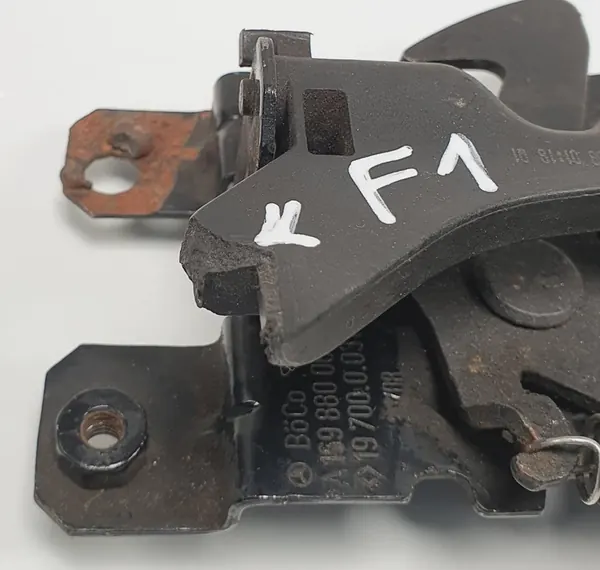 Motorhuv Lock Mercedes W169 A1698800660 image 2