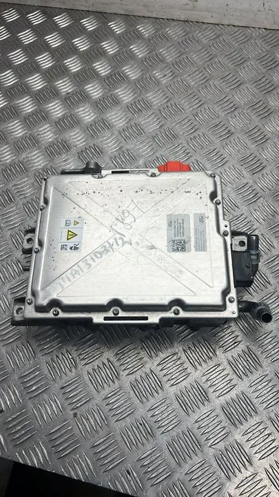 Inversor con convertidor Ford L1M87P425BF image 2