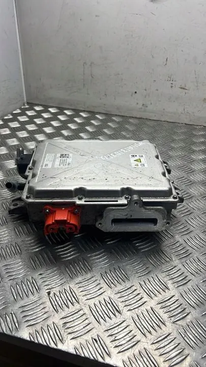 Inversor con convertidor Ford L1M87P425BF image 5