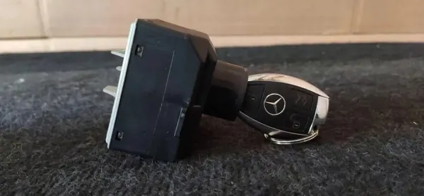 Interruptor de ignição Mercedes-Benz OEM A2469058501 image 4