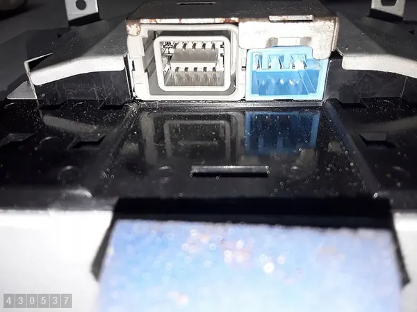 Écran d'affichage Volvo XC90 2005 P307756261 image 2