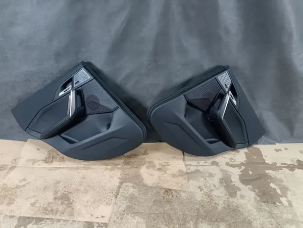 BMW X1 U11 Taka Sivupaneeli Vasen/Oikea OEM image 2