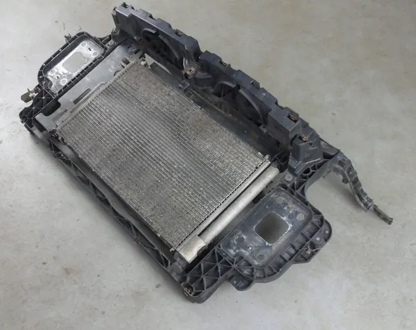 Painel Frontal Radiador Fiat Grande Punto 1.2 1.4 8V 16V image 4