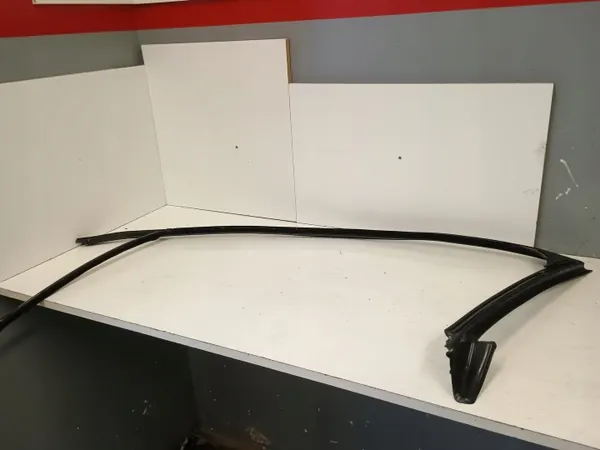 Carril Guia OEM 8E0837440AL - Peça Audi Usada image 2