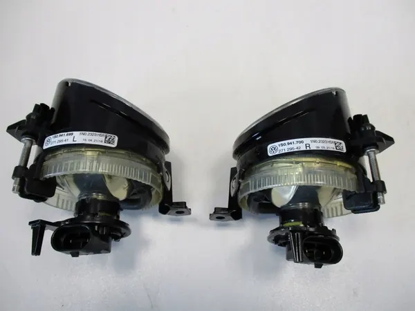 Farol Halógeno VW UP 1S0 Direito image 5