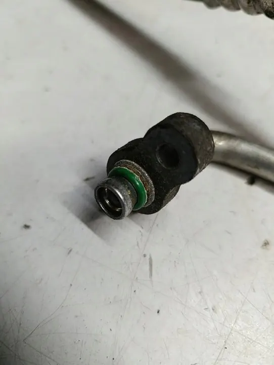 Hyundai ix35 A/C Letku 97762-2Y100 image 3