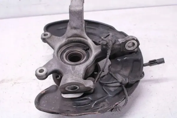 Rechte Vorderlenkerkugel OEM A1764210620 für Mercedes-Benz image 8
