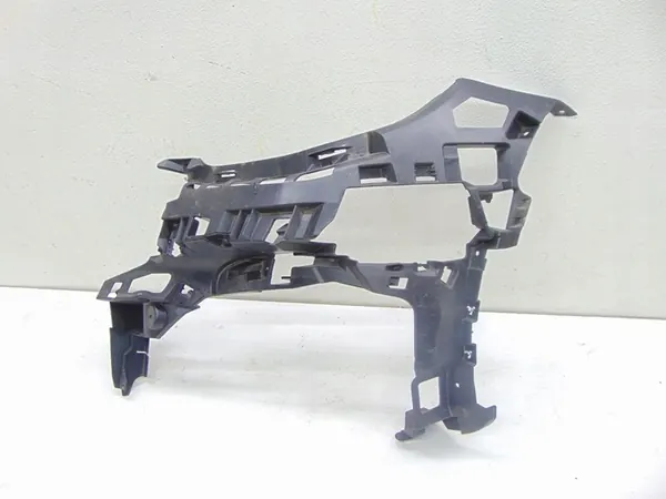 MERCEDES E W213 LIFT AMG Deslizamento de para-choque dianteiro esquerdo A2138857104 image 2