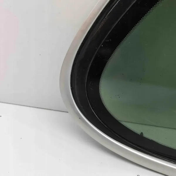 Vitre arrière droite Porsche Cayenne 9PA OEM 7L5845298 image 4