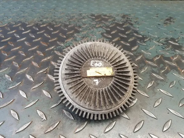 Embrayage Visqueux Ventilateur OEM 2 241 182 BMW E30 image 2
