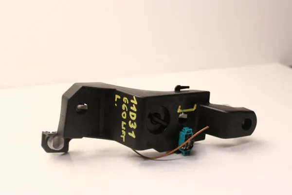 BMW E60 LCI 07R- lichtstrip inzet links achter image 3