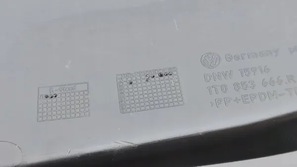 Griglia paraurti anteriore destra VW Caddy III (1T0853666R) image 8