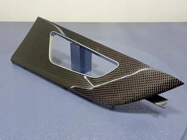 OEM 4M8867450P Audi SQ8 Q8 Türzierleiste Rechts Hinten image 3