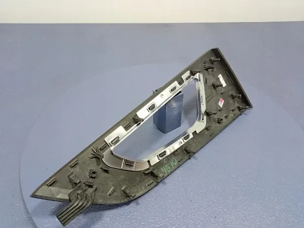 OEM 4M8867450P Audi SQ8 Q8 Türzierleiste Rechts Hinten image 9