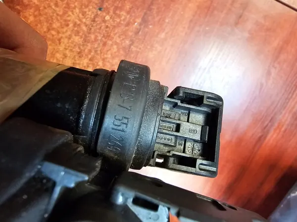 Bobina de Ignição BMW E90 E91 E92 2.0B image 2