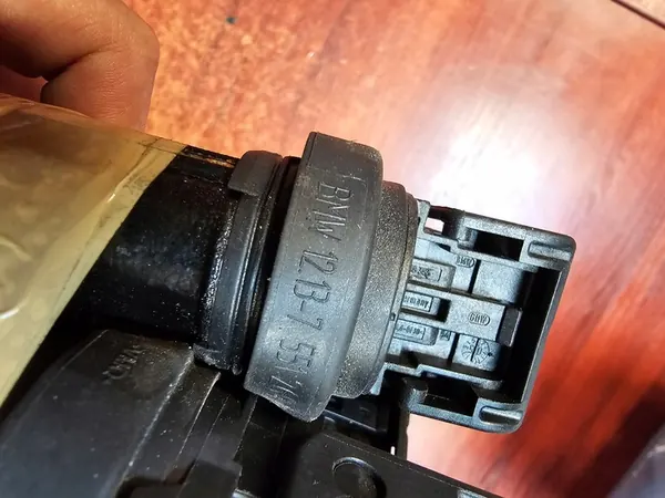 Bobina de Ignição BMW E90 E91 E92 2.0B image 3