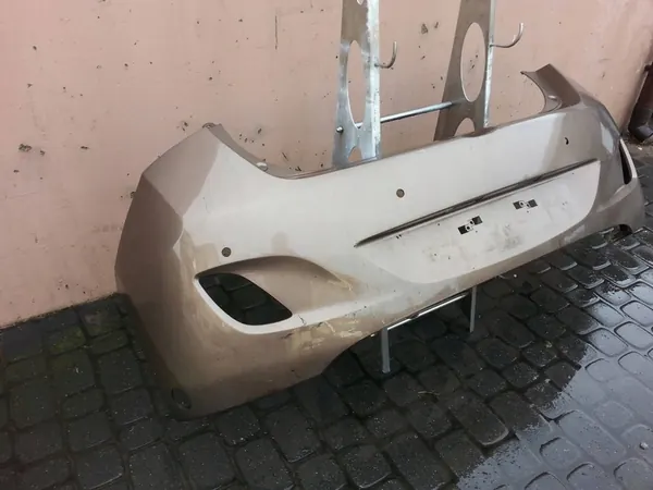 Parachoques trasero HYUNDAI i30 II 2012-2017 HB image 3