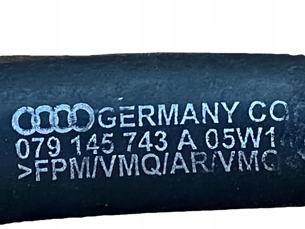 Filtro de óleo AUDI S6 S7 S8 RS6 RS7 4.0TFSI 079145743A image 2